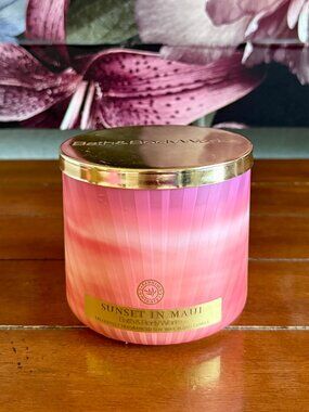 NEW SUNSET IN MAUI 3-Wick Glowing Luminary Candle Bath & Body Works